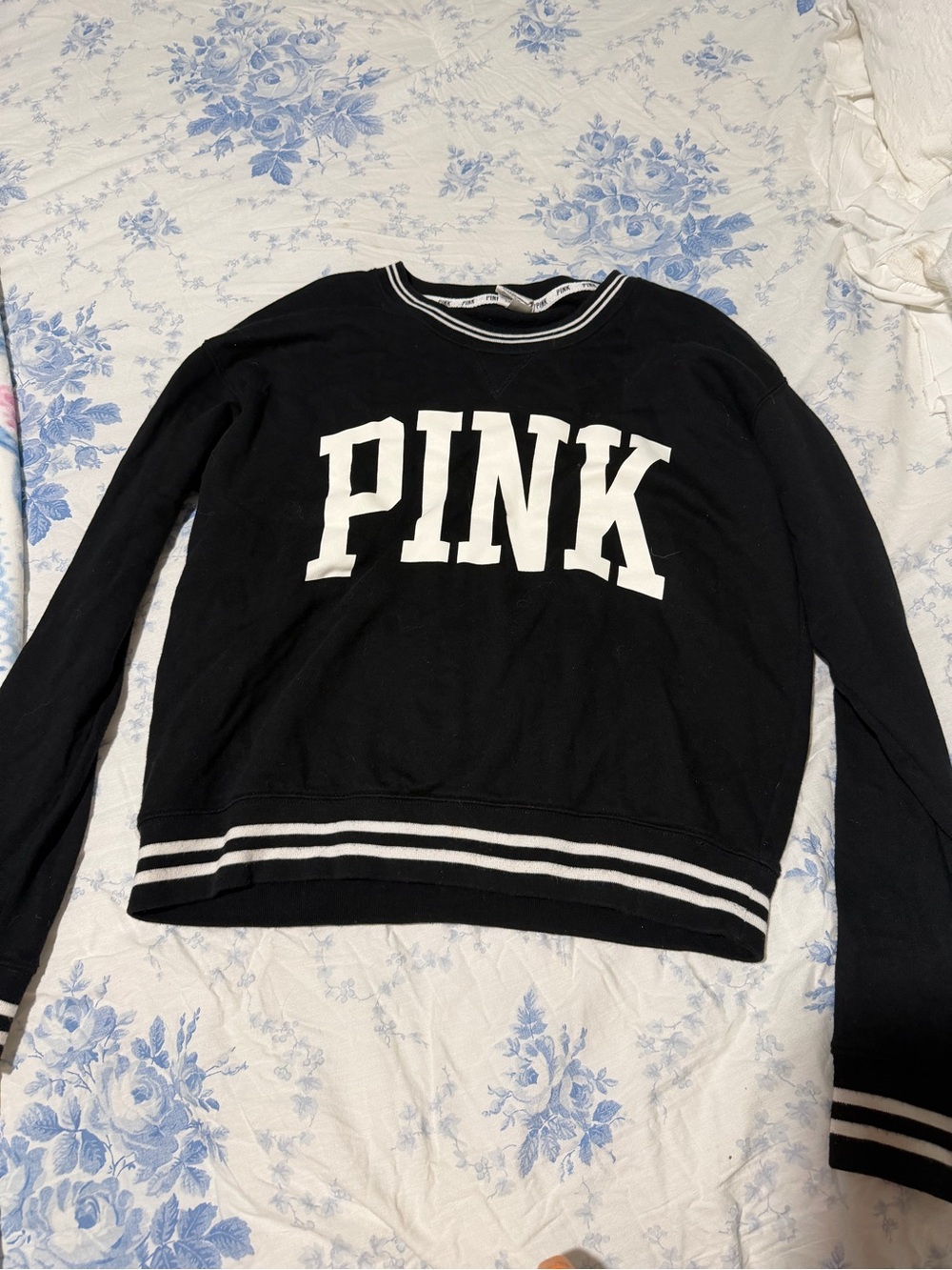Victoria's Secret PINK Black and White Crewneck Sweatshirt